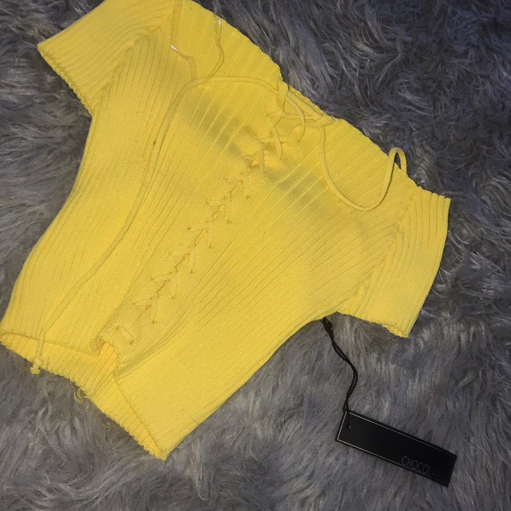Yellow Croptop